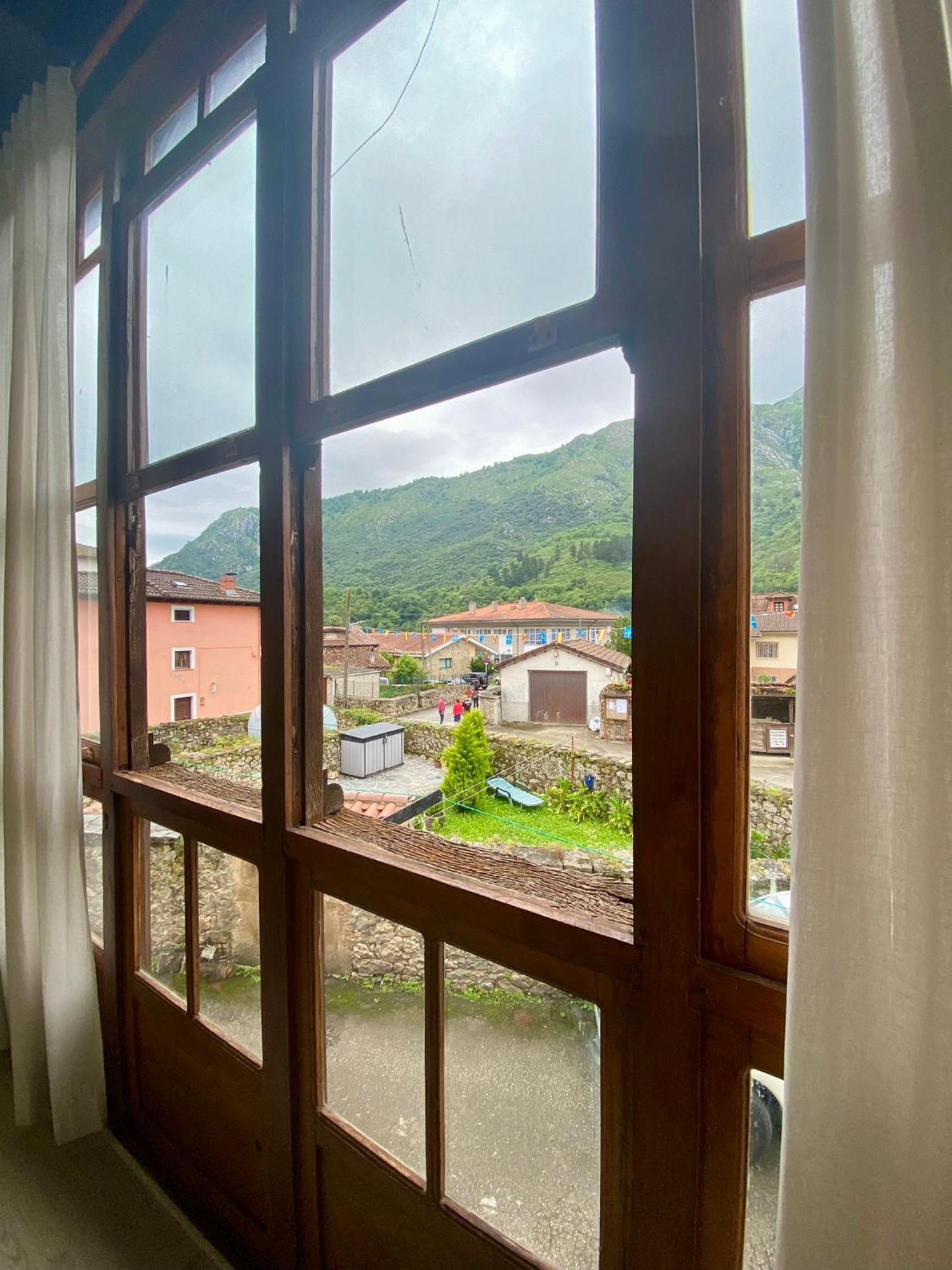 Villa La Casona De Ardines Arenas De Cabrales Esterno foto