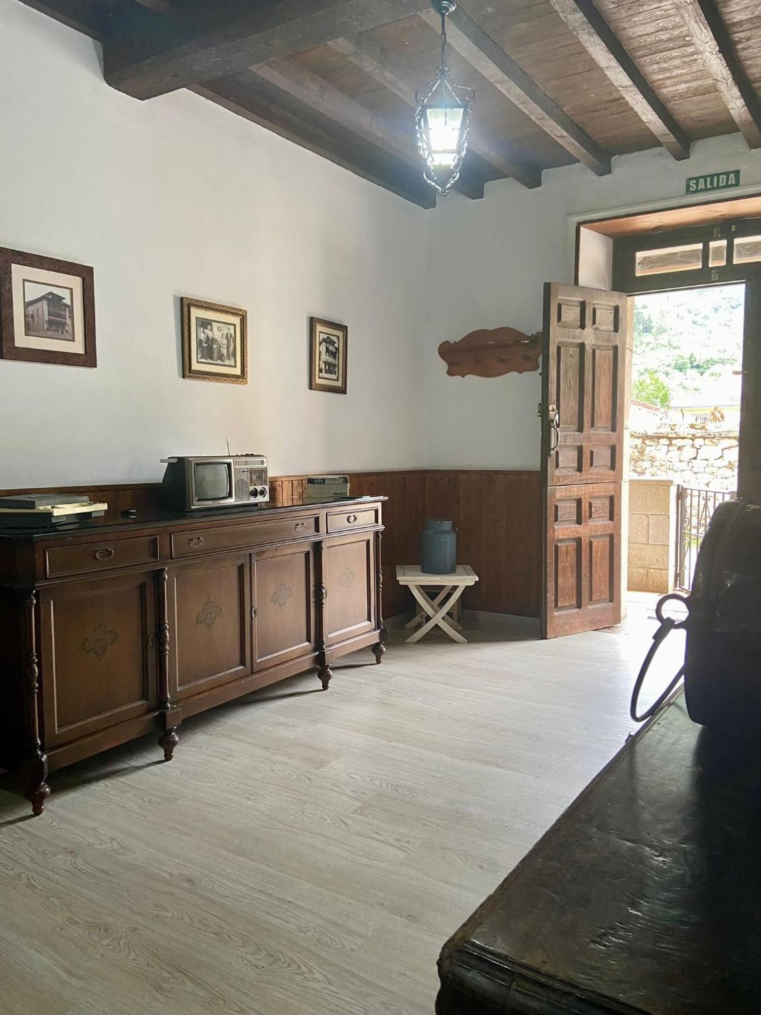 Villa La Casona De Ardines Arenas De Cabrales Esterno foto
